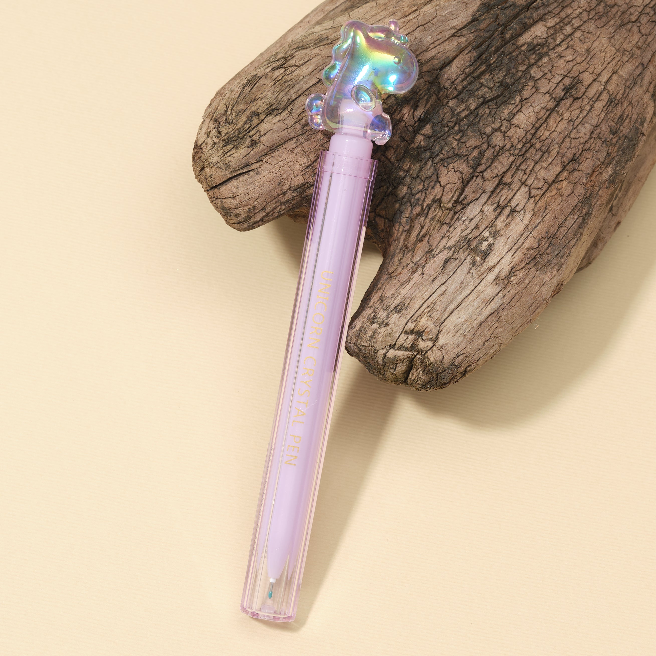 Egyszarvús kristály toll